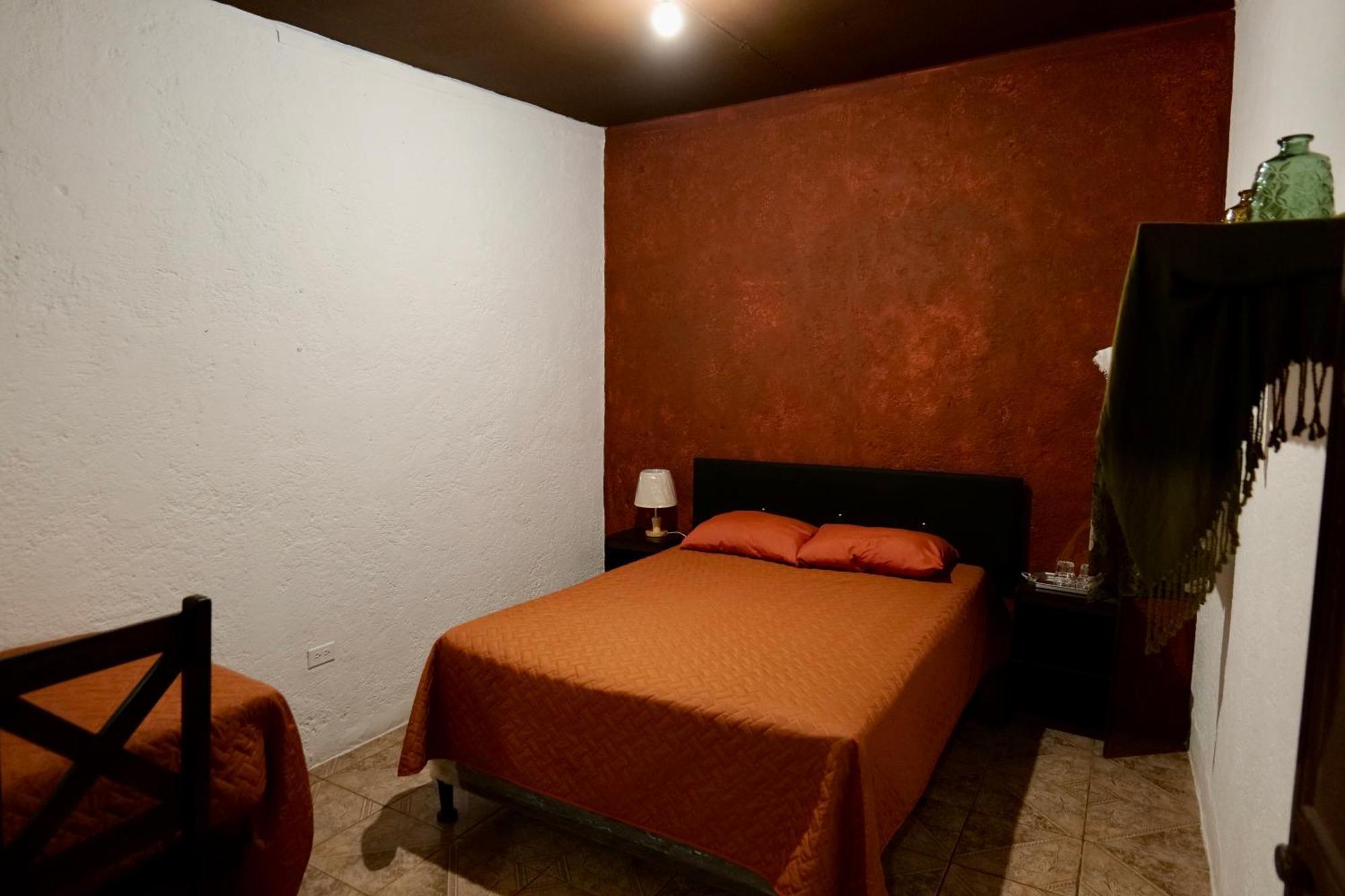 Wonderland Hostel Antigua Ngoại thất bức ảnh