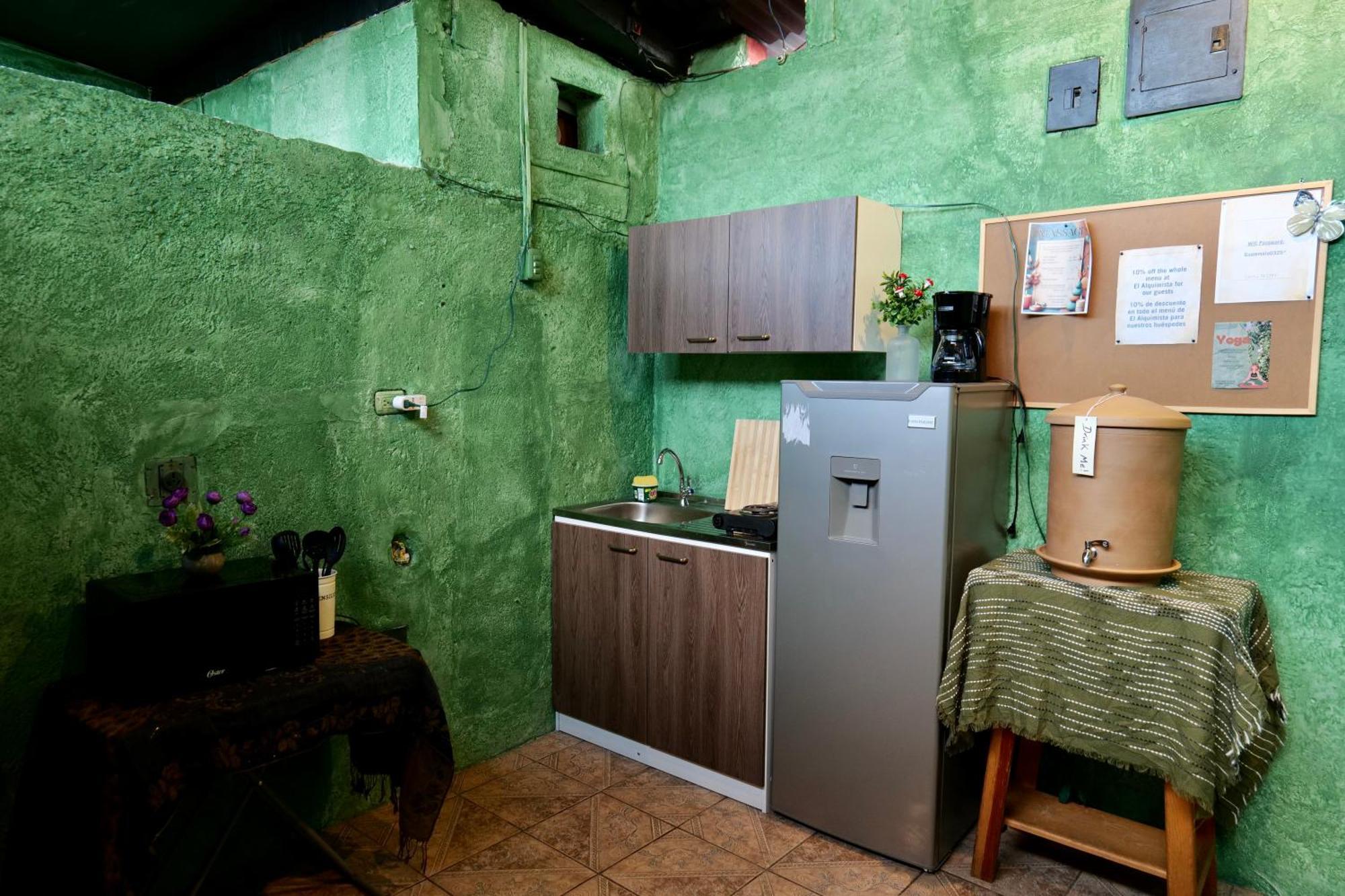 Wonderland Hostel Antigua Ngoại thất bức ảnh