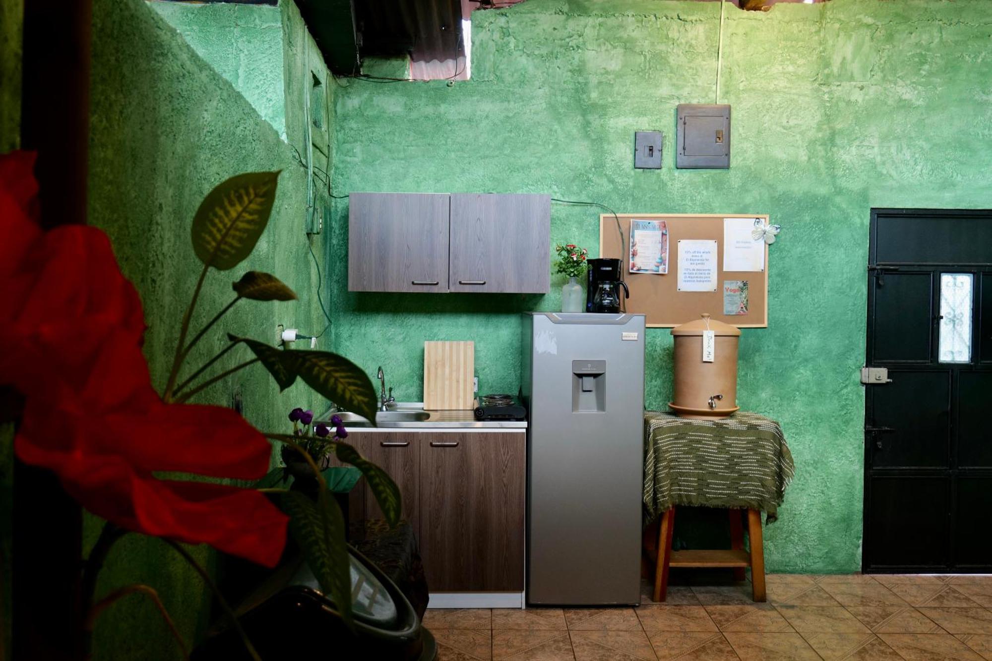 Wonderland Hostel Antigua Ngoại thất bức ảnh